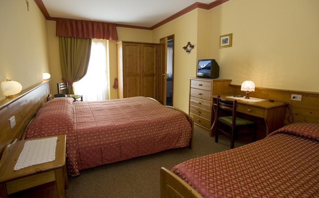 Hotel I Rododendri Valfurva Quarto foto