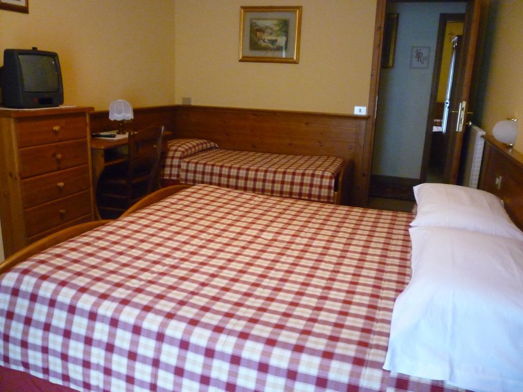 Hotel I Rododendri Valfurva Quarto foto